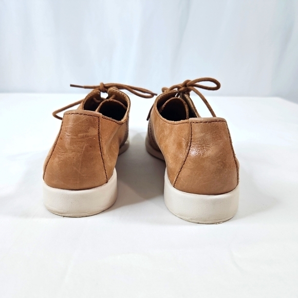 Born Tan Soft Leather Size 7 - Picture 5 of 8